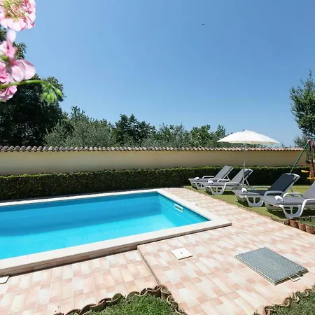 Semesterbostad Pelizzar *